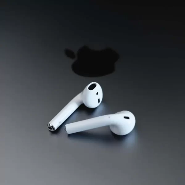 Apple AirPods 2nd Generation Earbuds