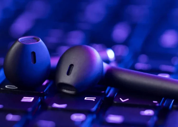 10 Best Noise Cancelling Earbuds